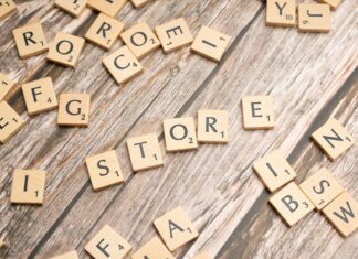 Blogger Outreach for E-commerce Stores: Boost Sales With Strategy