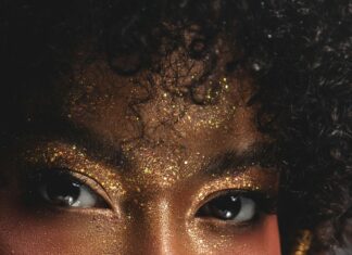 How to Follow Up Without Being Pushy: Master the Art of Persistence