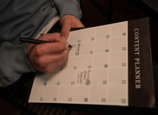 How to Plan a Link-Worthy Content Calendar That Attracts Traffic