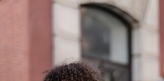 How to Build Blogger Relationships That Last and Thrive Online