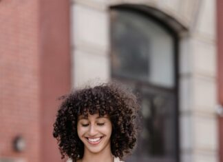 How to Build Blogger Relationships That Last and Thrive Online