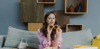 How to Build Links via Blogger Product Reviews for Maximum Impact