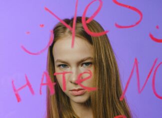 The Psychology of Blogger Outreach: Why Do People Say Yes?