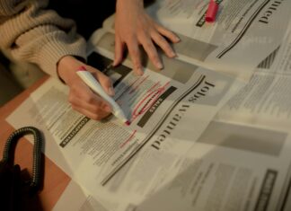 How to Find Guest Posting Opportunities on LinkedIn Effectively